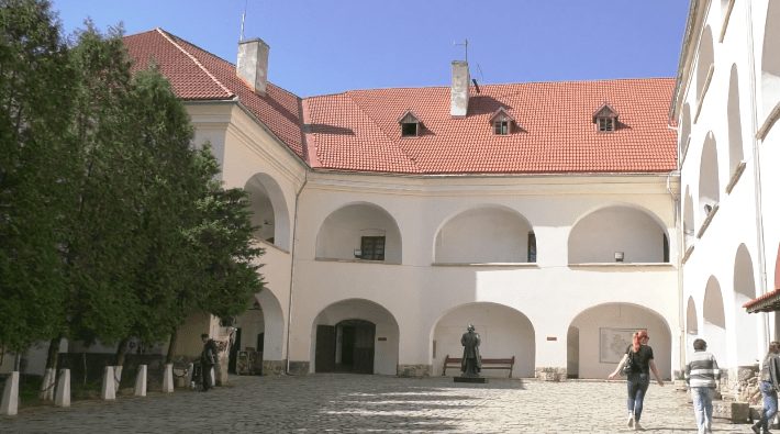 У Мукачівському замку оновили один із найвідоміших пам'ятників середньовічного "Паланку"