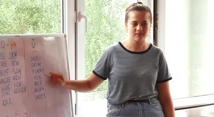 Мукачівська греко-католицька єпархія спільно із волонтерами зі США організовує для дітей англомовний табір