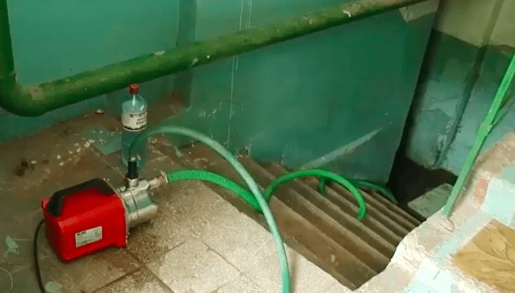 Підтоплені підвали цими дощовими літніми днями стали нормою для Мукачева