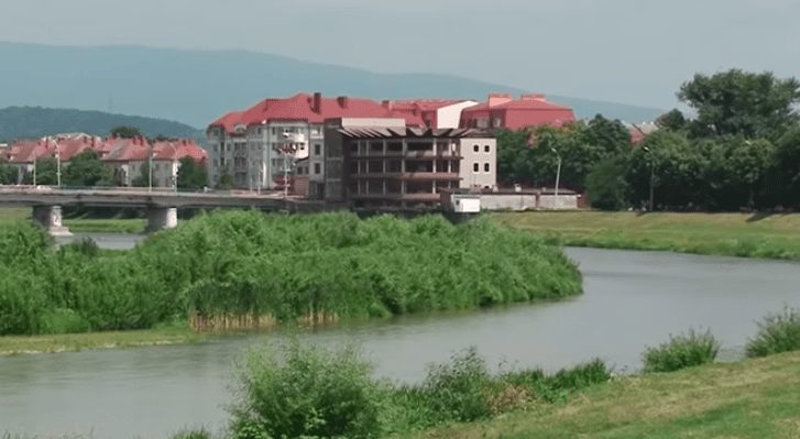 Чотири пляжі в Мукачеві визнані небезпечними для здоров’я