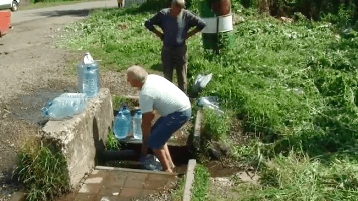 Якщо ви поціновувач живої води – то вам у село Хмільник, що на Іршавщині