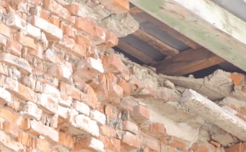 Через загрозу падіння стіни у Великих Ком’ятах на Виноградівщині закрили корпус садочку