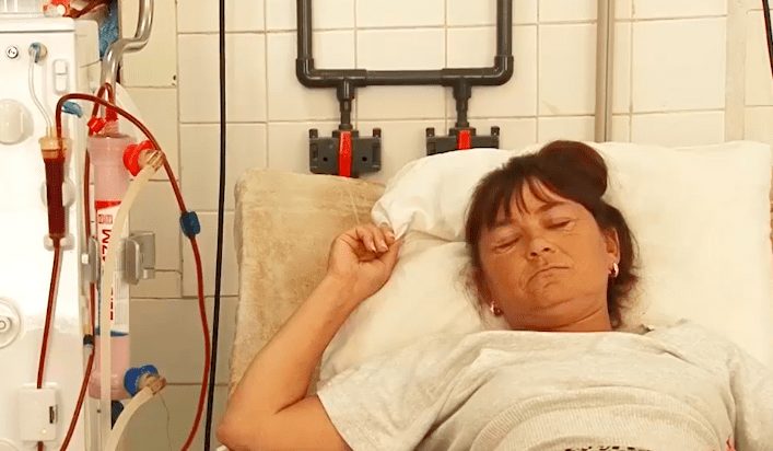 Вже майже протягом двох років МОЗ не постачає на Закарпаття перитонеальні препарати для діалізу