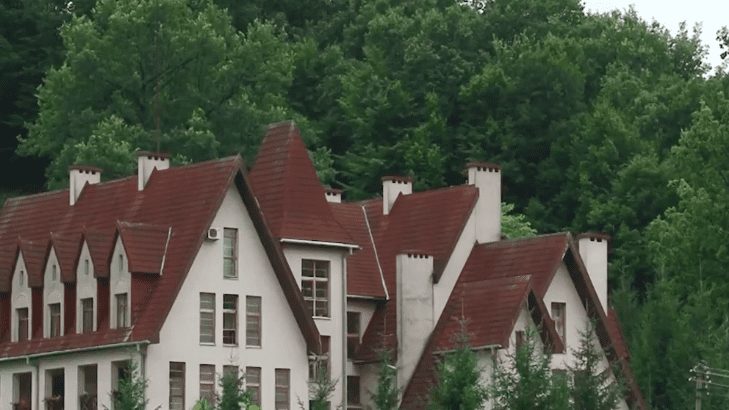 У хустському Шаяні стартували роботи з реконструкції доріг