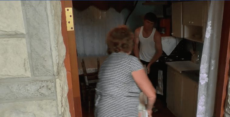 Клієнти ужгородської фірми зі встановлення вікон звинувачують підприємця у невиконанні умов договору