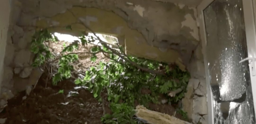 Постраждалі через зсув у Кольчині родини нарешті отримали обіцяні компенсації