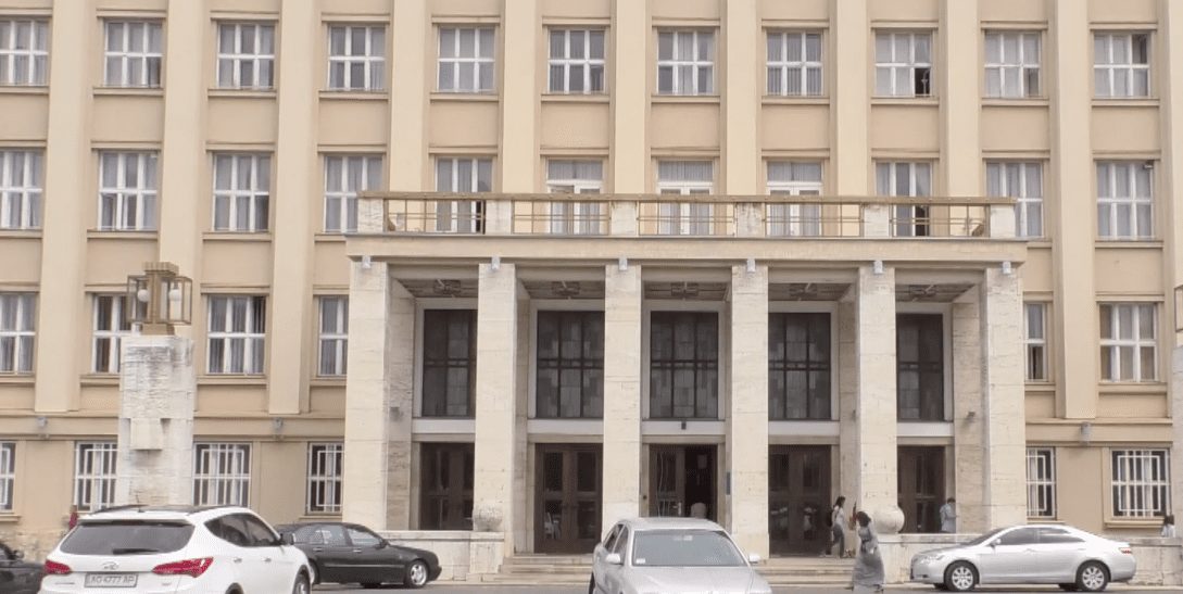 Державні службовці з подвійним громадянством? (ВІДЕО)
