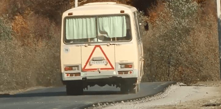 На Воловеччині заасфальтували дорогу, якою перестали їздити автобуси