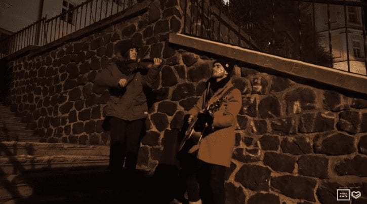 Відомий гуморист з "Нашої Файти" підкорює мережу колядкою (ВІДЕО)