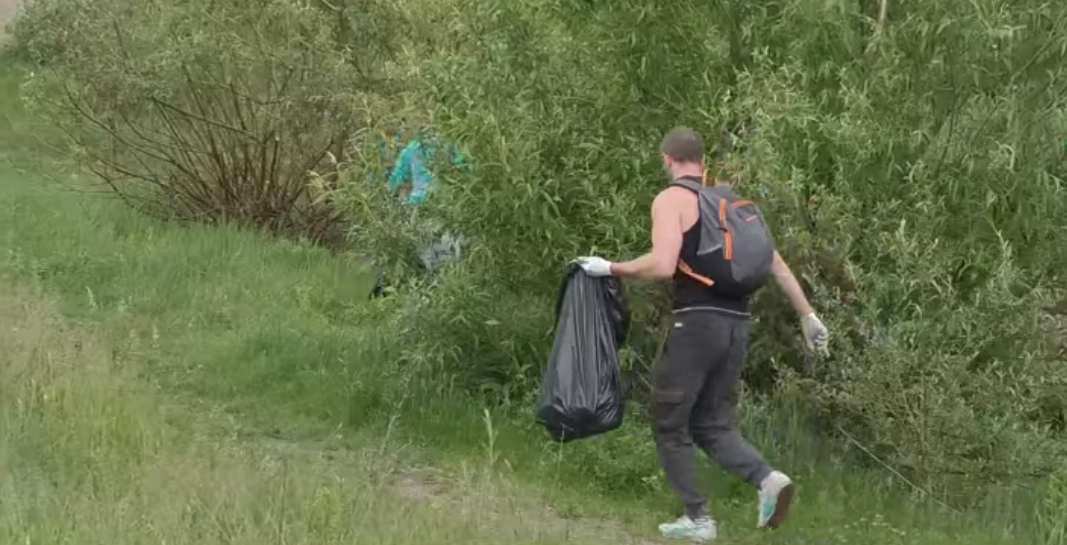 В Ужгороді провели еко-проект з корисного плоггінгу (ВІДЕО)