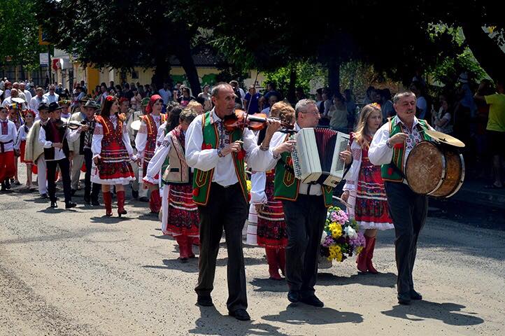 На Міжгірщині відбувся традиційний народний фестиваль «Проводи отар на полонину»