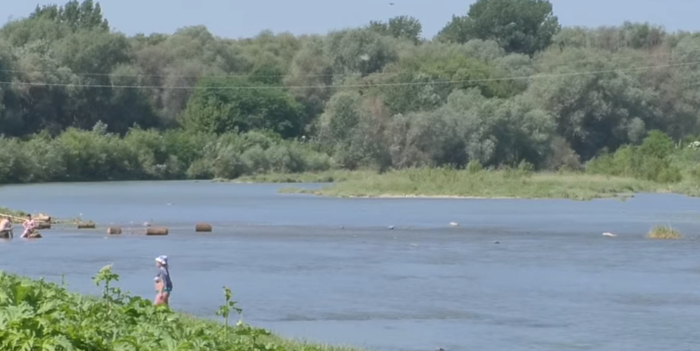 На Закарпаття прийшла по-справжньому літня погода (ВІДЕО)