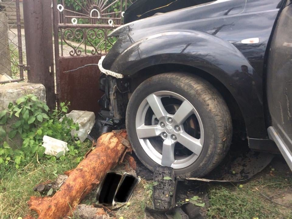 На Ужгородщині п'яний водій збив на смерть 11-річну дівчинку (ФОТО)