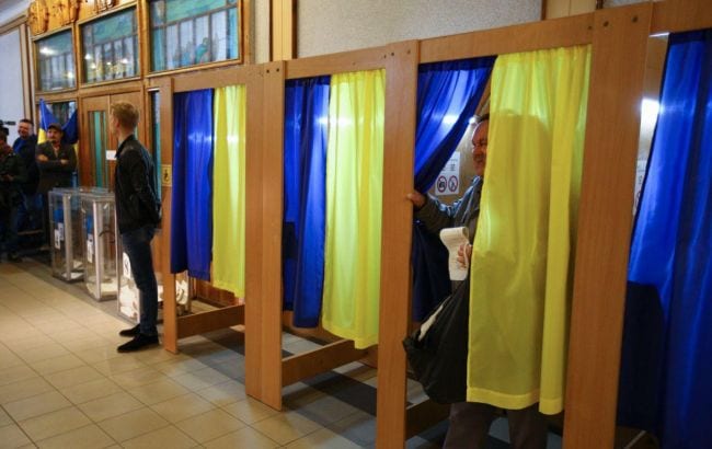 Поліції надійшло повідомлення про замінування виборчої дільниці на Ужгородщині