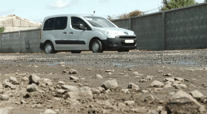 Мукачівська об’їзна вважається найгіршою дорогою Закарпаття (ВІДЕО)