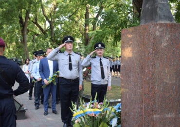 В Ужгороді вшанували пам'ять загиблих правоохоронців