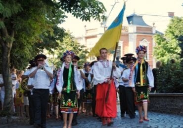 До дня Незалежності у Мукачеві пройде традиційний Парад вишиванок