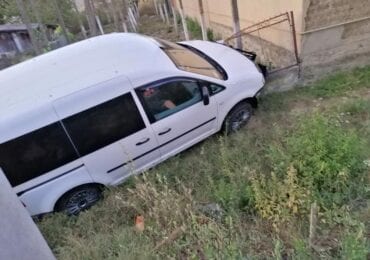 ДТП у Виноградові: п'яний водій в'їхав в огорожу (ФОТО)