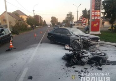 Жінку, яка не надала рух мотоциклісту, тримають в ізоляторі: подробиці смертельної ДТП у Мукачеві