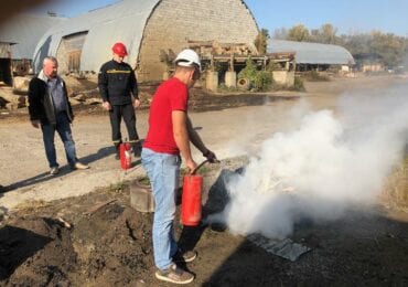 Закарпатські рятувальники ліквідовували умовні пожежі (ФОТО)