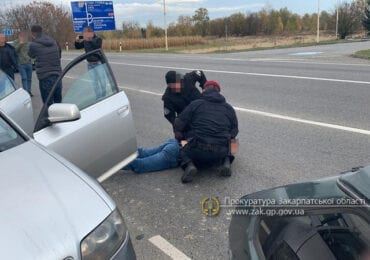 Закарпатськими правоохоронцями затримано наркоторгівця з великою партією метамфетаміну (ФОТО)