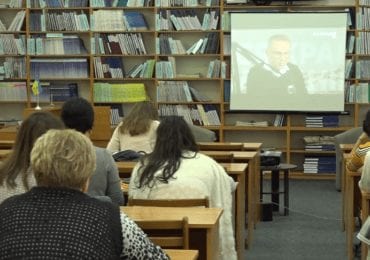 В Ужгороді писали диктант національної єдності (ВІДЕО)