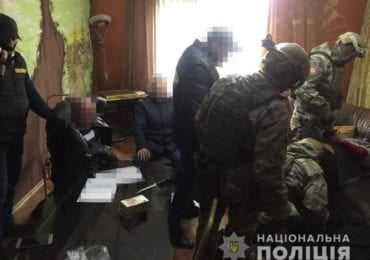 Подробиці затримання закарпатців, які підозрюються у вимаганні 27 тис євро (ВІДЕО)