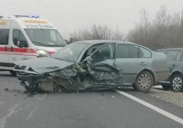 На трасі Мукачево-Рогатин зіткнулося три Skoda (ВІДЕО)