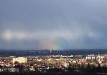 Над Мукачевом очевидці помітили “північне сяйво” (ФОТО)