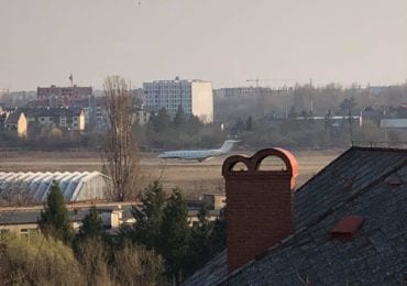 Пандемія дісталася ВРУ: Медведчук прилетів на свою дачу в Жденієво (ВІДЕО)