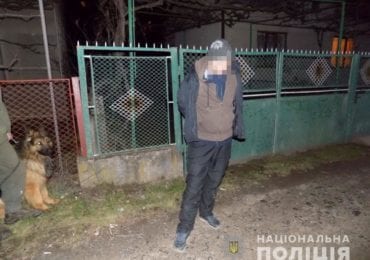 В Ужгороді грабіжник вихопив із рук потерпілого 500 гривень і кинувся втікати (ФОТО)