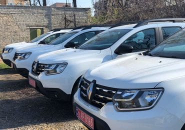 Для сільських амбулаторій Ужгородщини придбали ще 4 автомобілі "Renault Duster" (ФОТО)