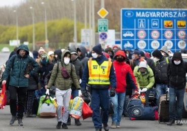 У МЗС пояснили, у яких випадках обмежується виїзд українців за кордон