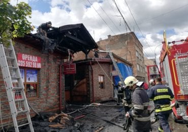 Подробиці нічної пожежі в Мукачеві (ВІДЕО)