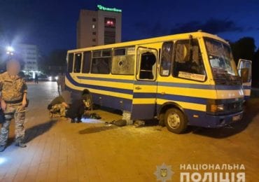 Терорист в Луцьку: як звільняли заручників з маршрутки (ФОТО, ВІДЕО)