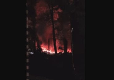 У Боздошському парку в Ужгороді горів надувний атракціон (ВІДЕО)