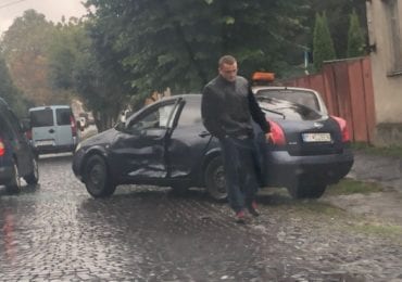 Чергова ДТП на Закарпатті: зіткнулись Nissan та Audi (ФОТО)