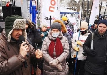 В Києві закарпатські підприємці мітингують проти введення касових апаратів