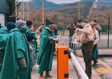 На самому кордоні: Ужгородські пластуни отримали Вифлеємський вогонь