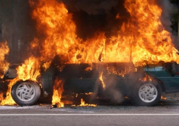 На другий день Нового року в селі Пасіка горів автомобіль