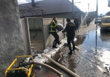 В Хусті та Рахові - підтоплення