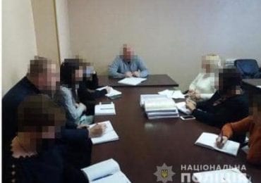 Штраф за нараду без масок: до відповідальності притягнули закарпатську держустанову