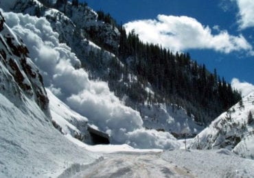 ДСНС: в горах зберігається лавинонебезпека