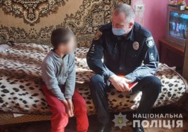 Закарпатські ювенали відвідали дві сім'ї у селі Бобовище