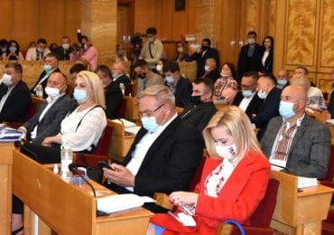 Фракція «Рідне Закарпаття» ініціювала звернення до Прем'єра щодо програми «Велика Реставрація»