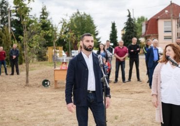 У Оноківській громаді з'явився новий спортивний майданчик: його подарував громаді меценат Арсен Мелкумян