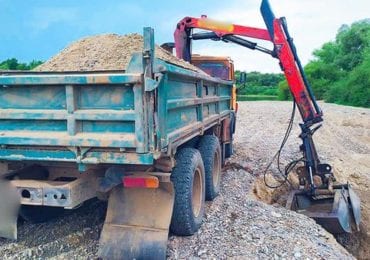 Біля Хуста поліція спіймала двох чоловіків які незаконно