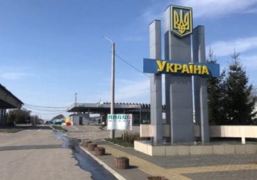 Уряд скасував вимогу тесту для українців, що повертаються з-за кордону