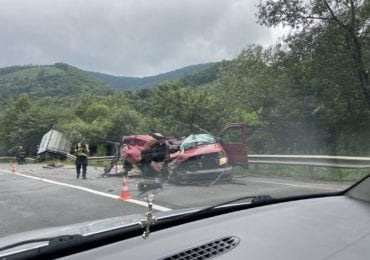 Жінка загинула, двоє дітей та чоловік у лікарні: подробиці жахливої ДТП на Закарпатті