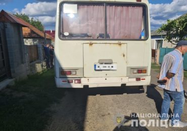 Смертельна ДТП на Закарпатті: водій на автобусі збив пенсіонера